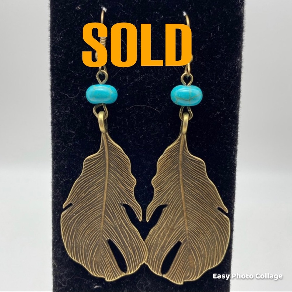 Leaf 🍂 Turquoise Earrings - Picture 1 of 2